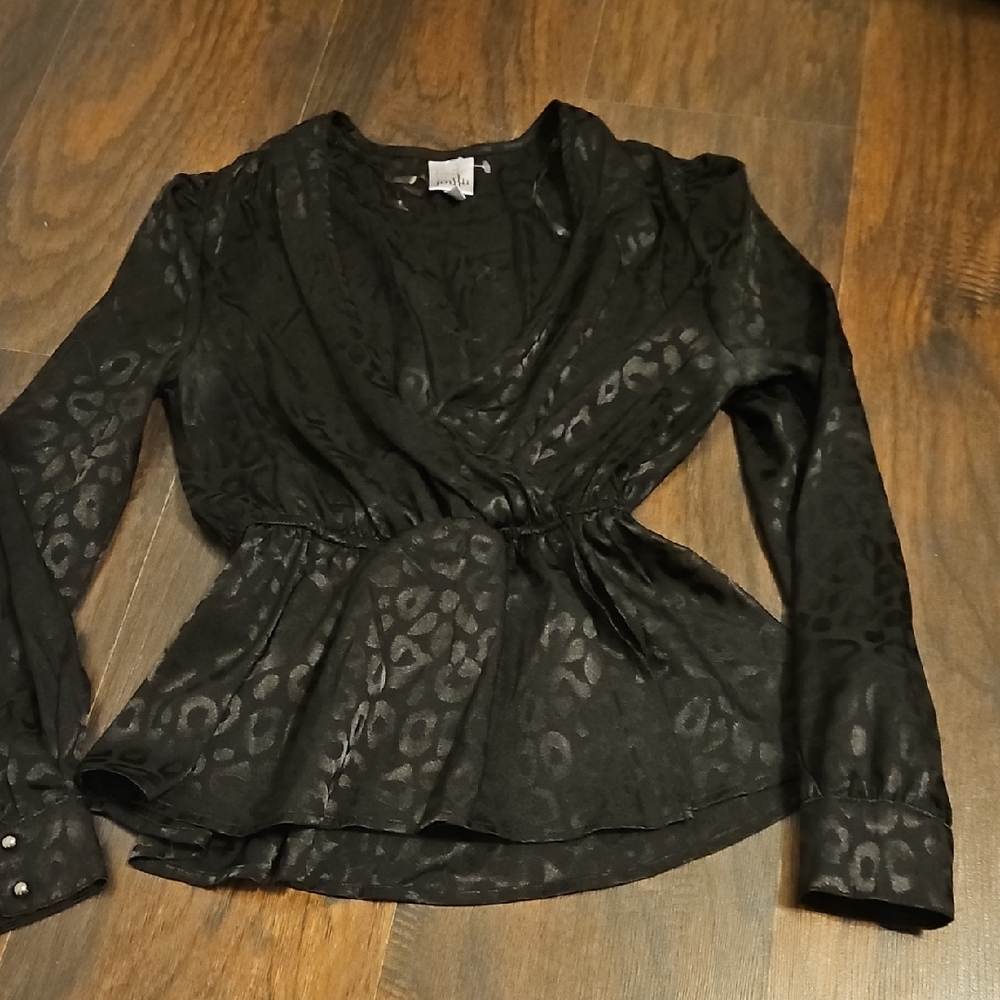 Belle Du Jour Black Animal Print Blouse